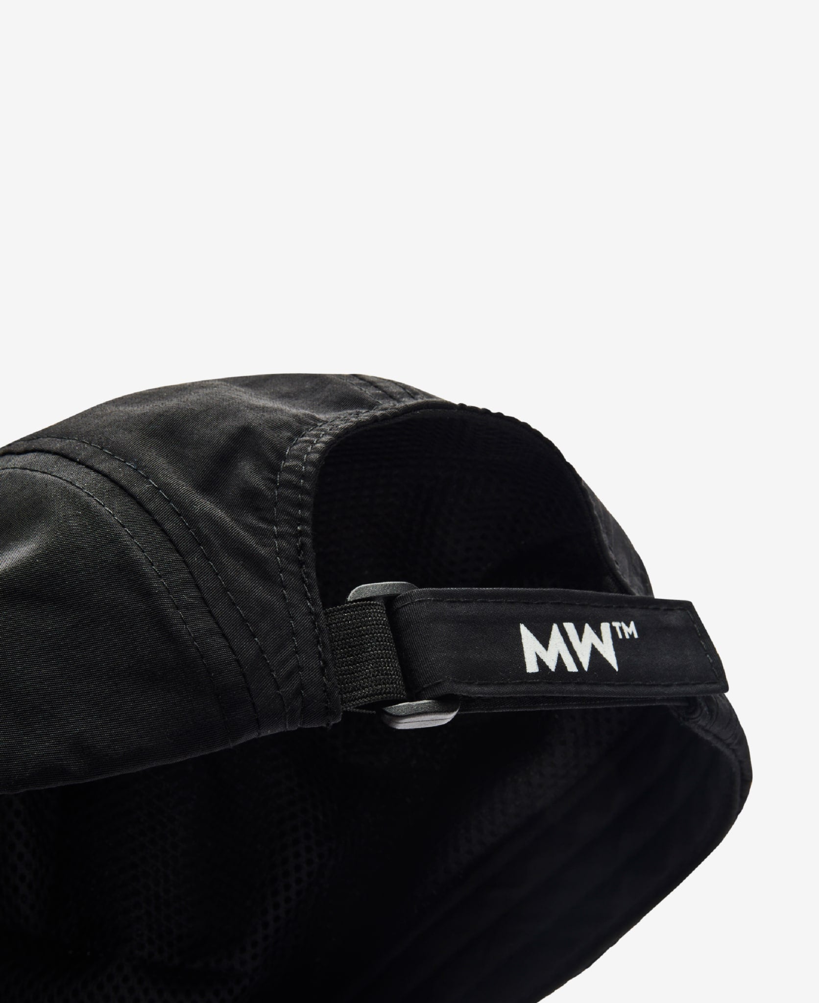 CAP1067 - Black